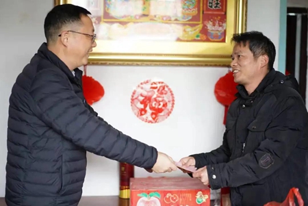 JT2022012603慰問(wèn)_副本.jpg JT2022012603慰問(wèn)_副本.jpg